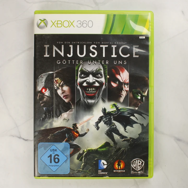 Injustice: Götter Unter Uns Xbox 360 előlap Injustice: Götter Unter Uns Xbox 360 videójáték tokjának előlapja
