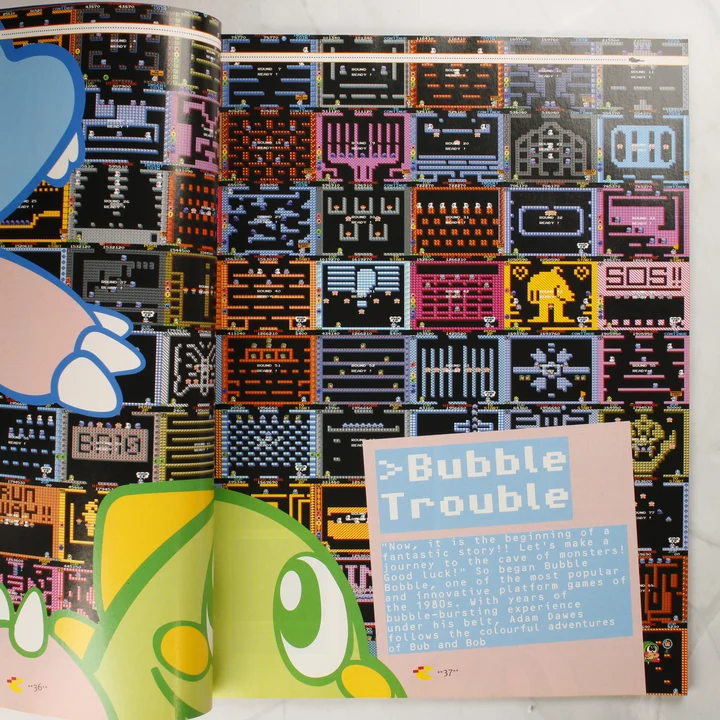A Retro Gamer magazin nyitott oldala a Bubble Trouble és Bubble Bobble témájú cikkel
