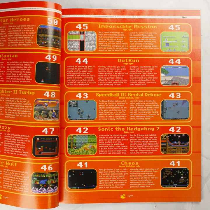 Retro Gamer magazin belső oldalai a legjobb retro játékok listájával