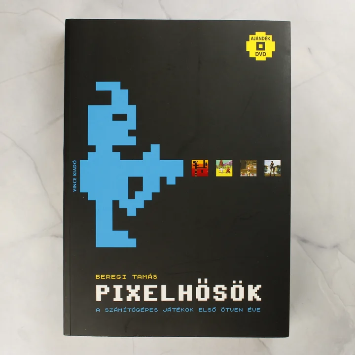 Beregi Tamás Pixelhősök könyvének első borítója