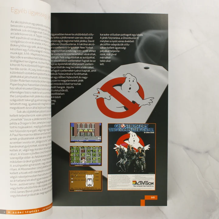 Belső oldal a Pixelhősök könyvből, Ghostbusters játékkal