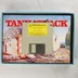 3,5 colos floppy lemez Tank Attack Atari ST címkével a doboz felett