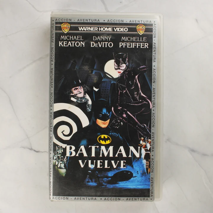 A Batman Vuelve spanyol kiadású VHS kazetta tokjának előlapja