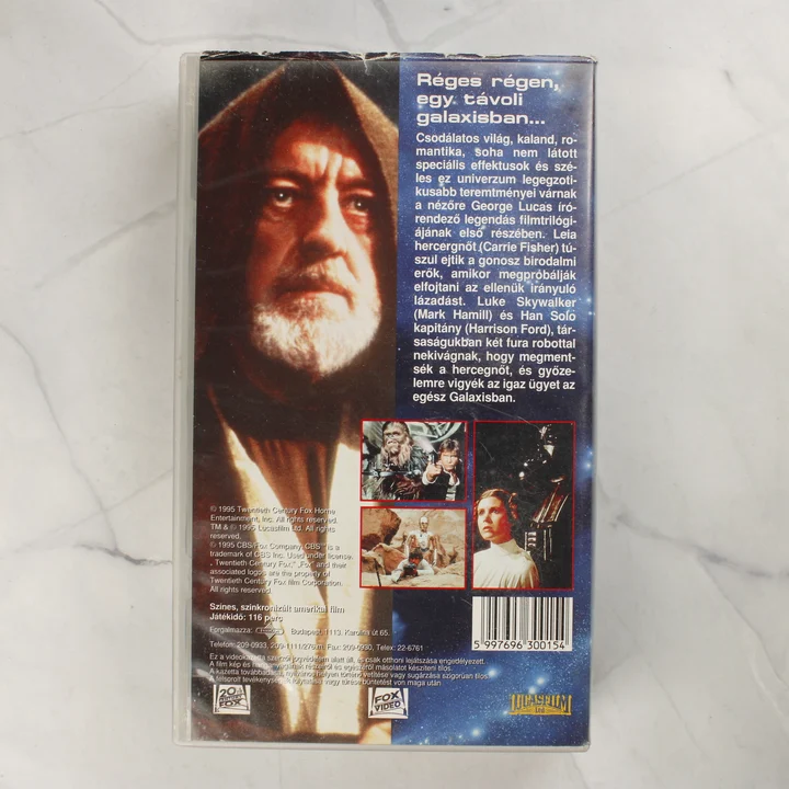 Star Wars Csillagok háborúja VHS hátlap Star Wars Csillagok háborúja VHS tok hátoldala leírással és vonalkóddal