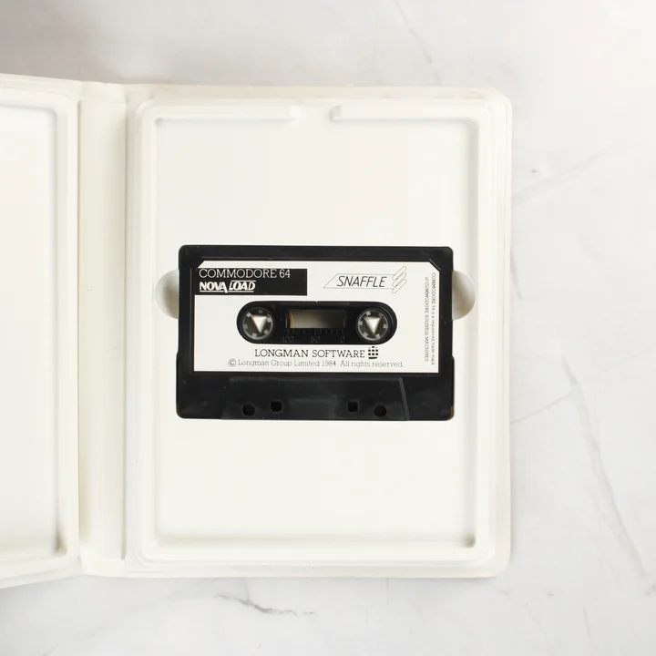 Snaffle Commodore 64 magnókazetta a tokban