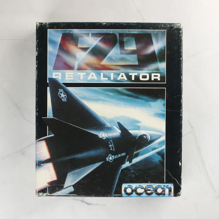 F-29 Retaliator videójáték dobozának előlapja egy vadászgéppel