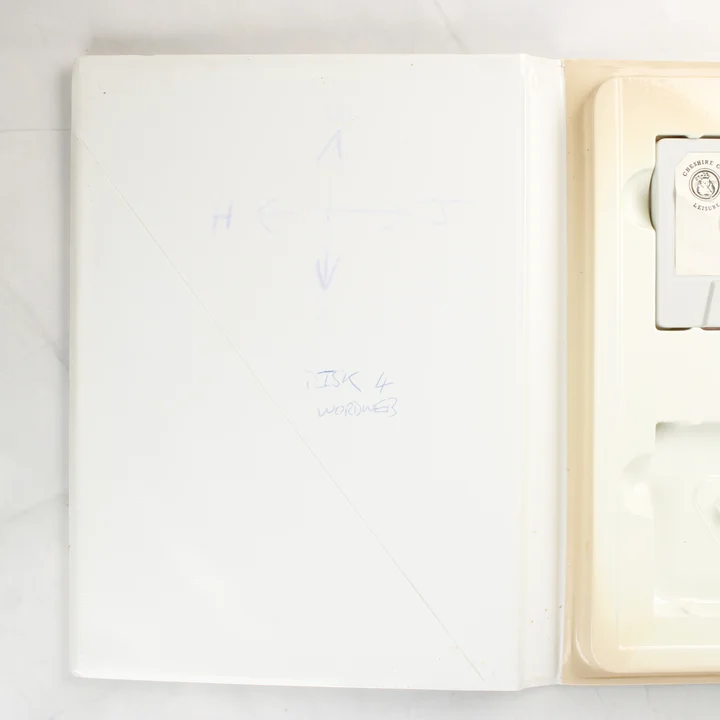 Word Web belső jegyzetek A Word Web játék tokjának belseje kézzel írt jegyzetekkel