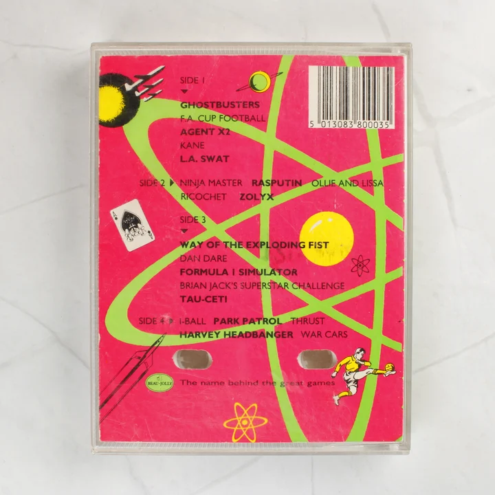 20 Chartbusters hátoldali lista A 20 Chartbusters válogatás hátoldala a játéklistával és vonalkóddal.