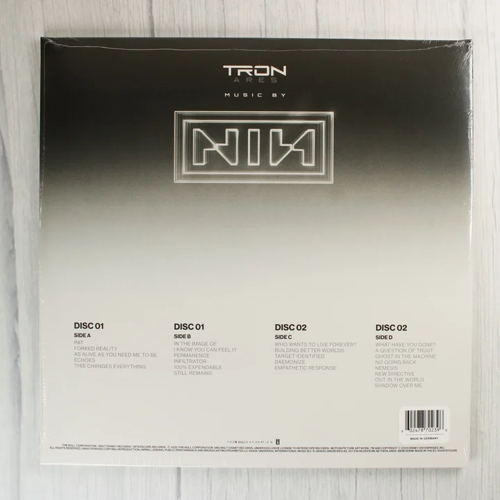 Tron: Ares filmzene bakelit lemez hátlapja számlistával