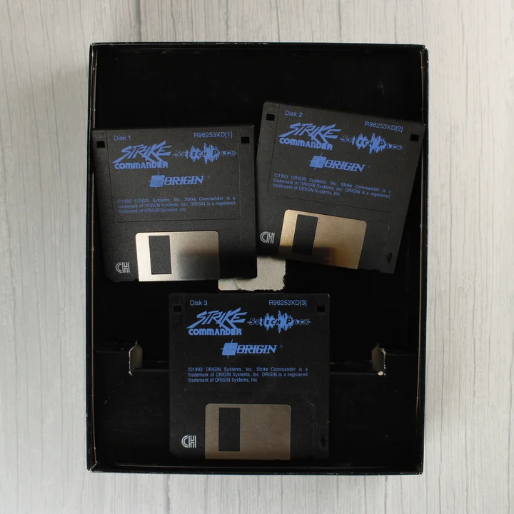 Strike Commander Speech Pack floppy lemezek