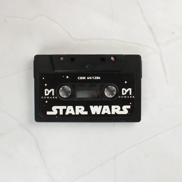 Fekete Star Wars szoftverkazetta Commodore 64-hez