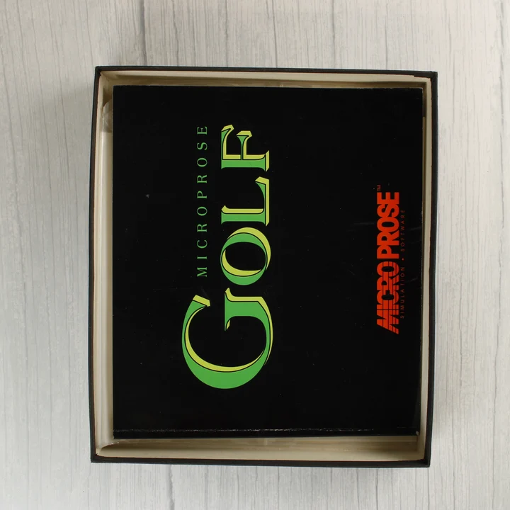 A MicroProse Golf fekete használati útmutatója