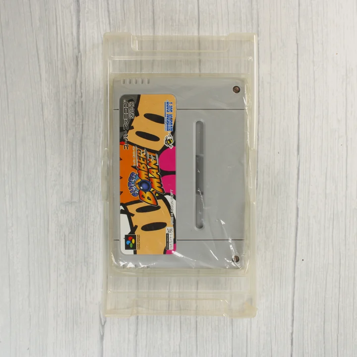 Super Bomberman cartridge Super Bomberman Super Famicom cartridge a tálcában