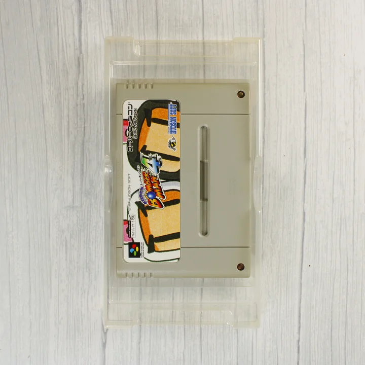 Super Bomber Man 4 Super Famicom cartridge a belső tálcában