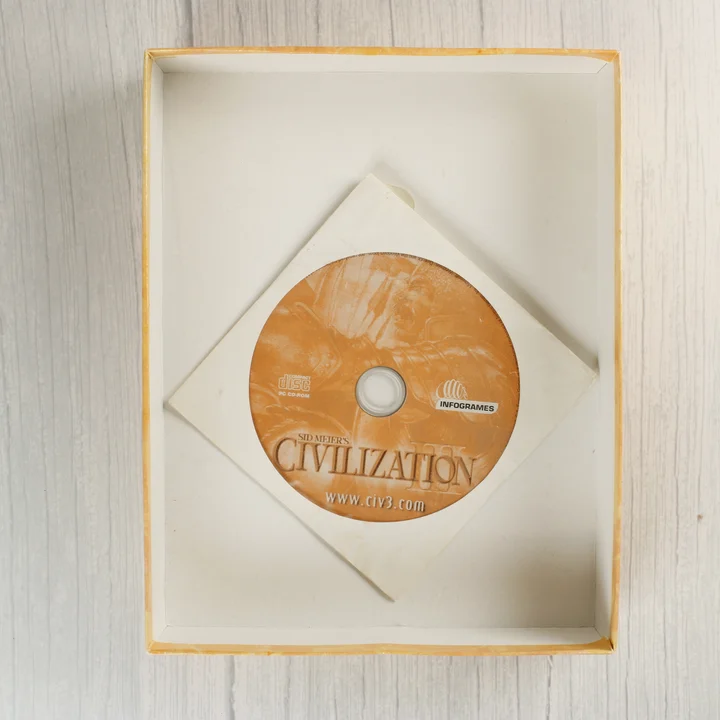 Civilization III CD-ROM papírtokban a doboz belsejében