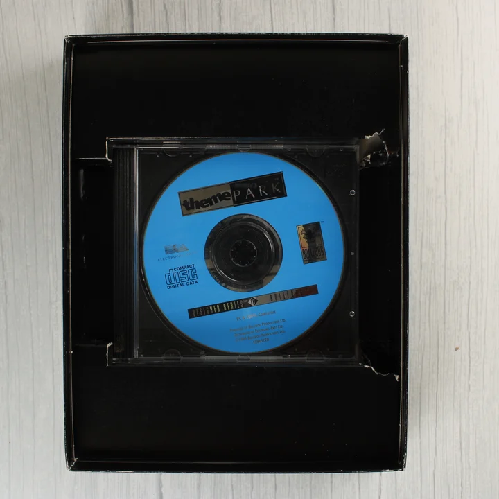Theme Park CD-ROM a tokban