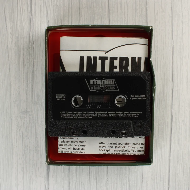 International 3D Tennis Commodore 64 kazetta és kézikönyv a dobozban