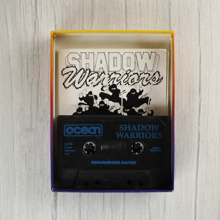 Shadow Warriors kazetta és útmutató a dobozban