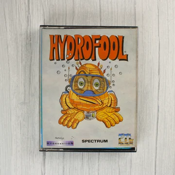 A Hydrofool videójáték elölnézete a műanyag tokban