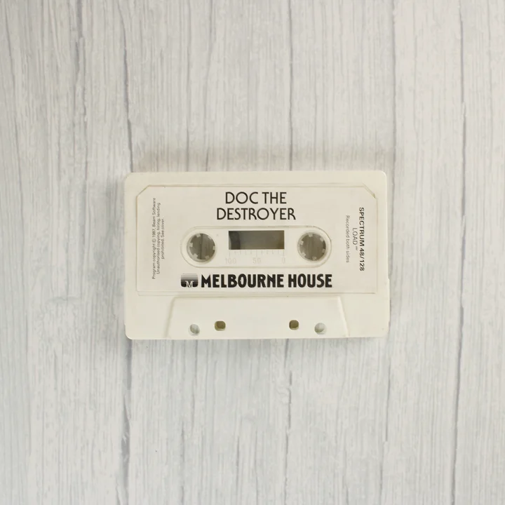 Doc the Destroyer fehér színű ZX Spectrum kazetta