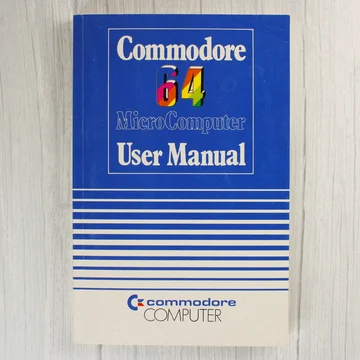 A Commodore 64 MicroComputer User Manual első borítója