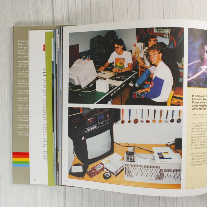 Nyitott belső oldal archív fotókkal