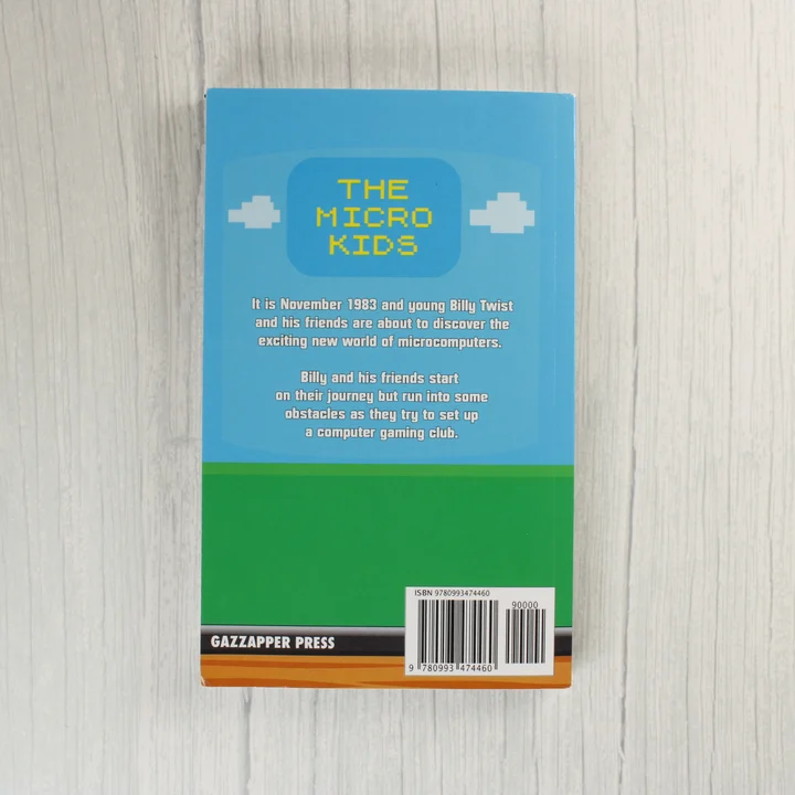 The Micro Kids könyv hátoldala vonalkóddal és leírással