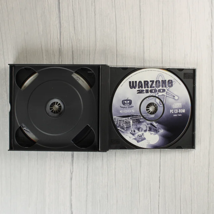 Warzone 2100 második CD lemez a tokban