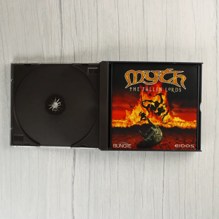 Myth The Fallen Lords nyitott CD-tok borítóval
