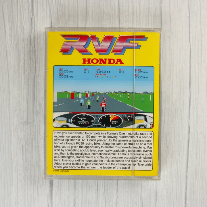RVF Honda Amiga játék hátsó borítója leírással és képernyőfotóval