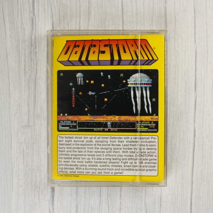 Datastorm videójáték tokjának hátoldala leírással