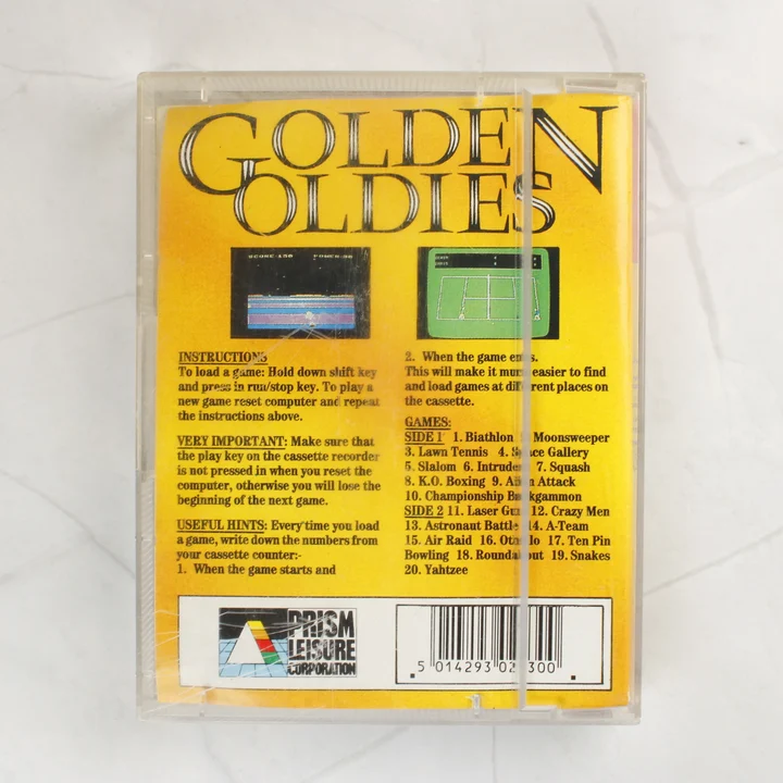 Golden Oldies C64 kazetta hátlap Golden Oldies Commodore 64 videójáték kazetta hátoldala leírással és vonalkóddal