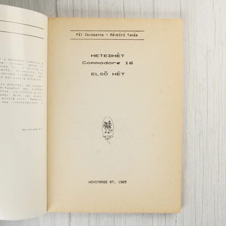 A könyv belső címoldala a szerzők nevével és a kiadás évével