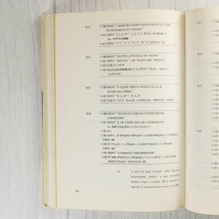A könyv belső oldala BASIC programlistával