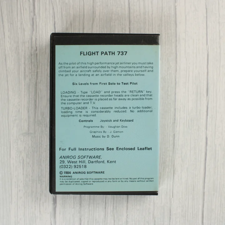 Flight Path 737 Commodore 64 játék tokjának hátoldala
