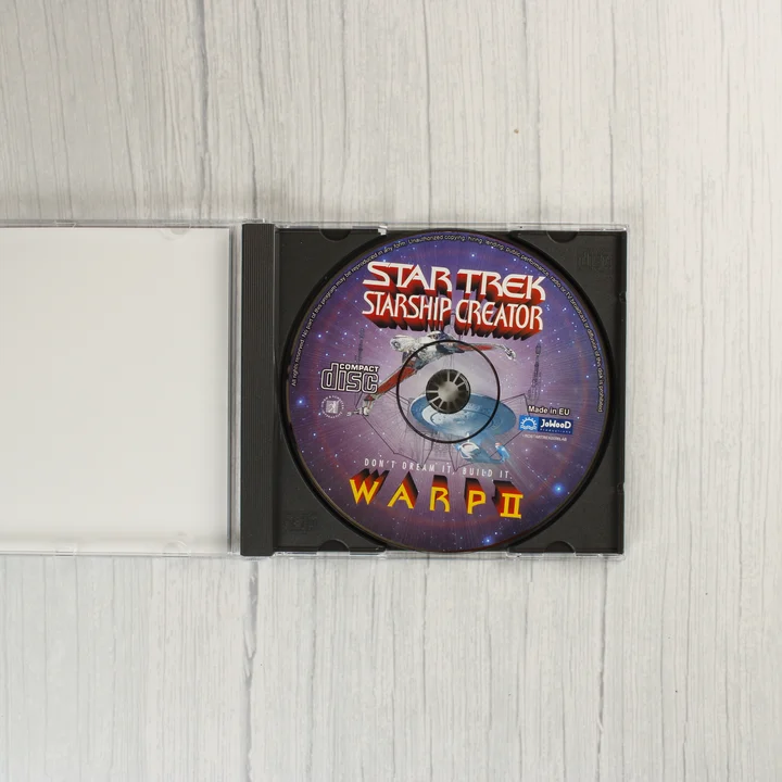 A Star Trek Starship Creator Warp II játéklemez a tokban