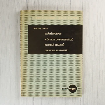 Siklaky István Számítógépes műszaki dokumentáció című könyvének borítója