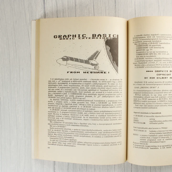 A könyv belső oldalai a Graphic Basic kiterjesztésről szóló fejezettel.