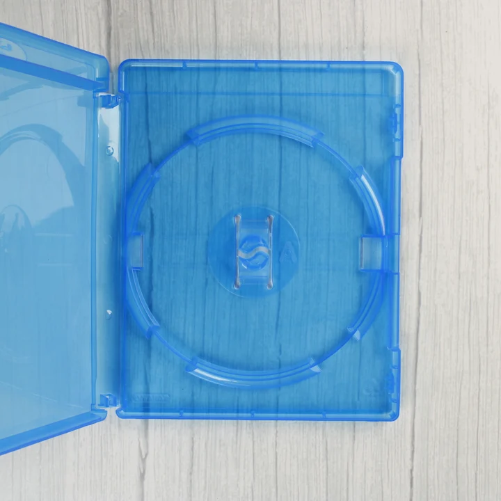 Nyitott kék Blu-ray tok belső nézete